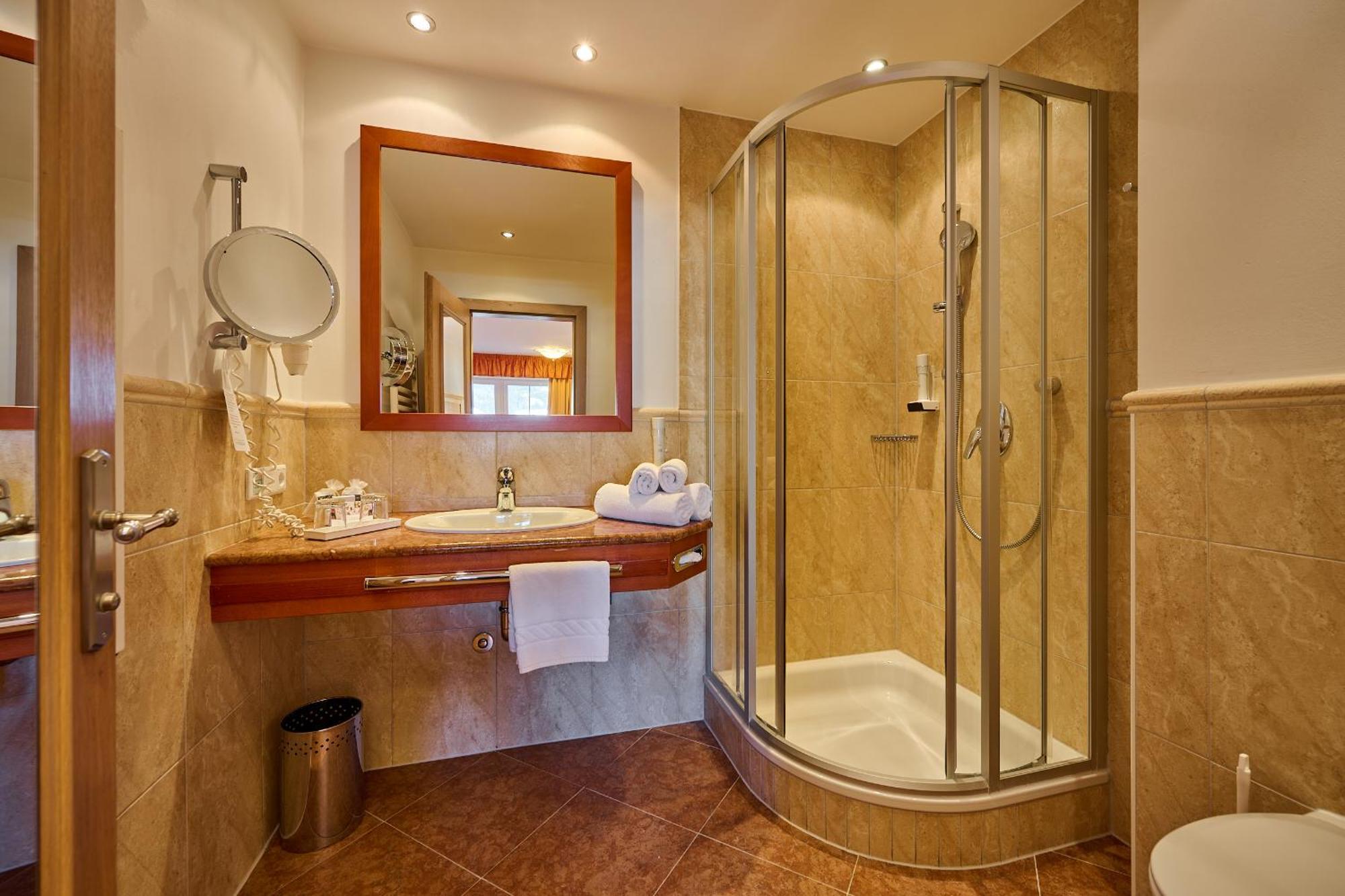 Standard Double Room,1654252703:JPEG